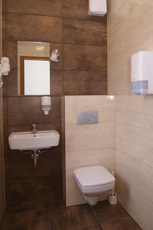 Smart2stay Pod Lipami 2* Warszawa